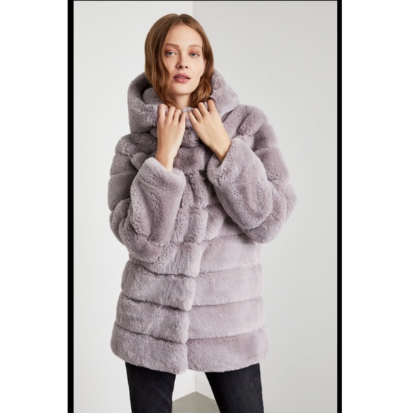 BCBG Maxazria Felicia Faux Fur Hooded Coat SUPER SOFT Shiny Lilac Color NEW - Picture 2 of 7
